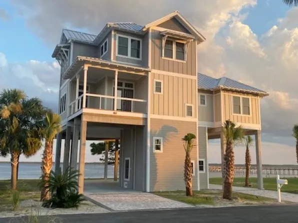 15 Cutty Sark Ct, Panacea, FL 32346