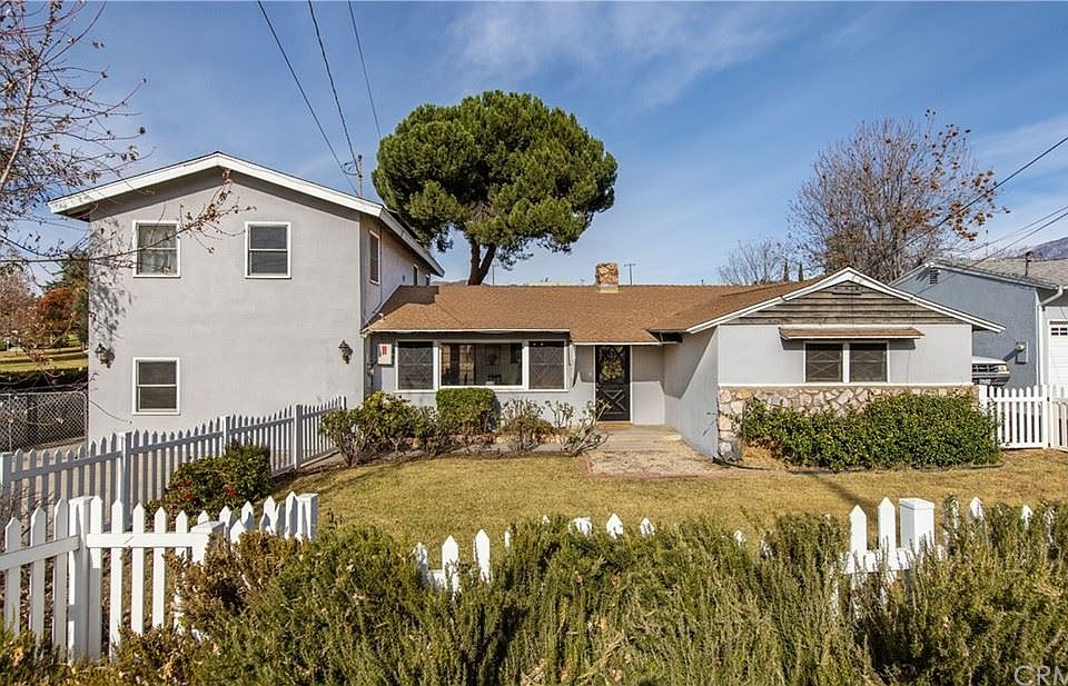 1st image of 33980 Avenue E