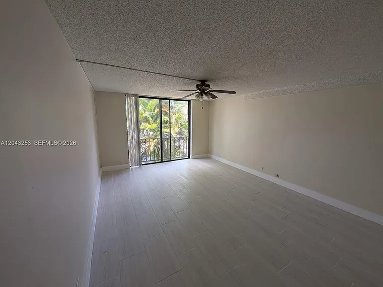 3680 Inverrary Dr #2M — Photo 3