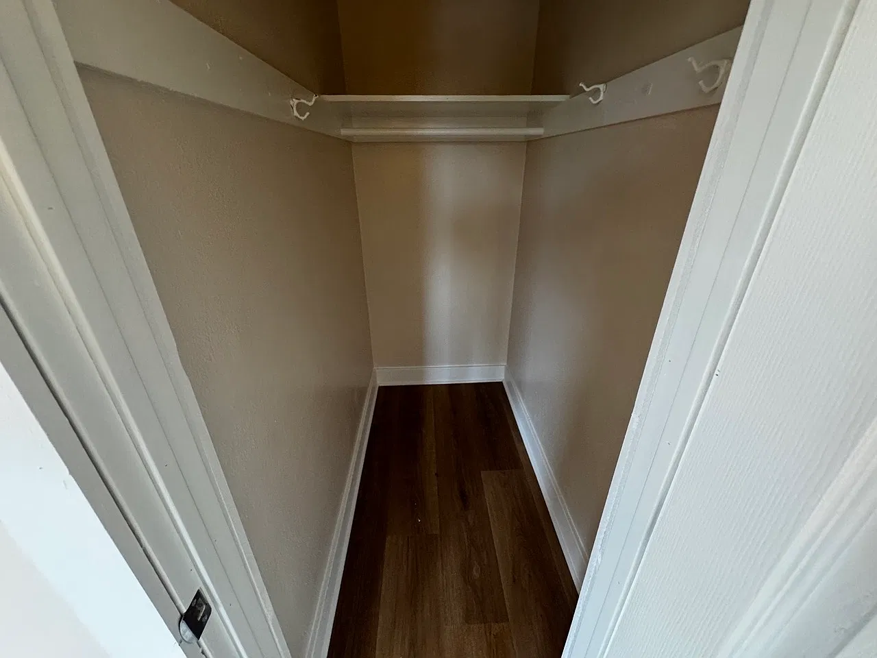 2 bed, 1200 sqft, $2,695 — Photo 3