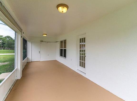 3rd image of 1698 SE Seashore Ln