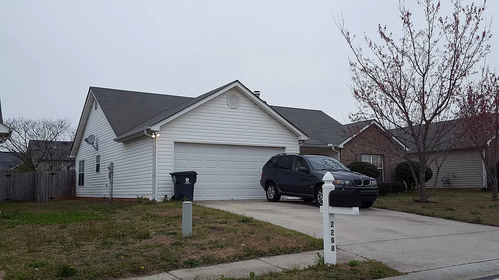 Property photo 2