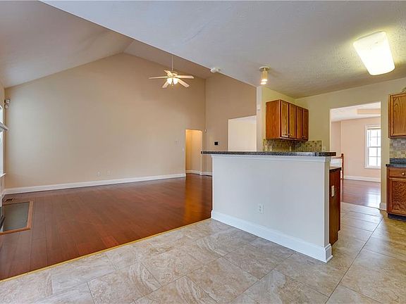 5th image of 4280 Singletree Dr
