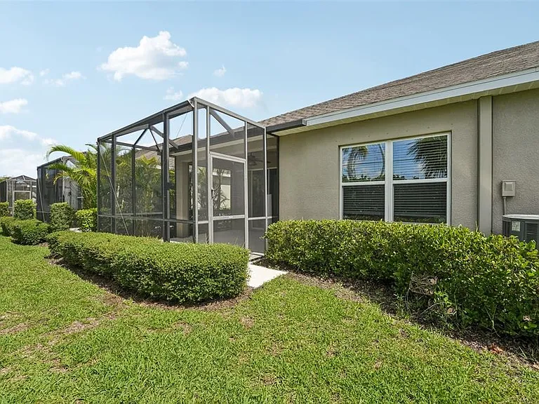 13524 Circa Crossing Dr — Photo 35