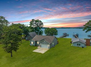 1083 Copperhead Rd, Manning, SC 29102