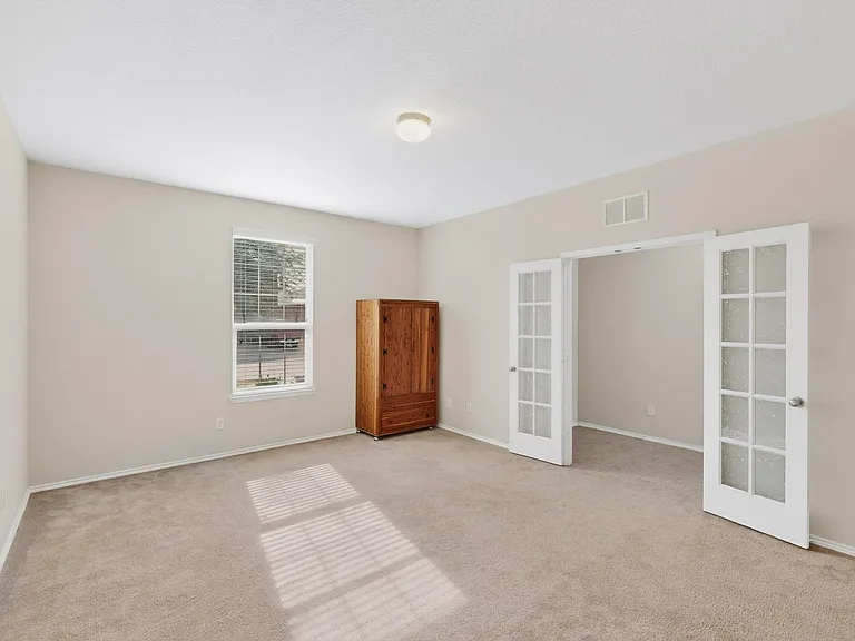 2409 Buelingo Ln — Photo 17