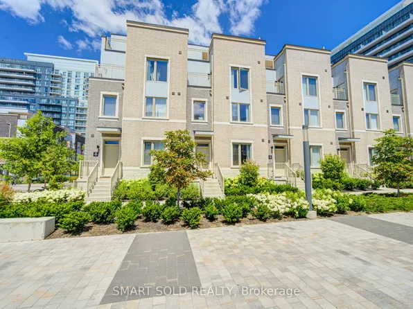 30 Almond Blossom Mews #112, Vaughan, ON L4K 0N6