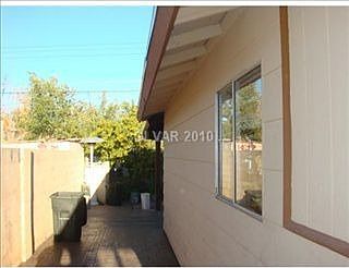 4th image of 504 Princeton St