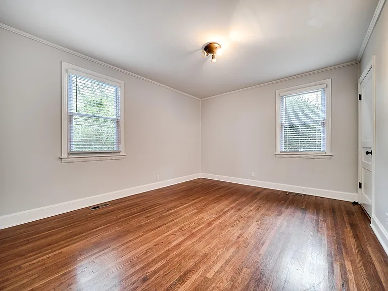 1315 Saturn Dr — Photo 16