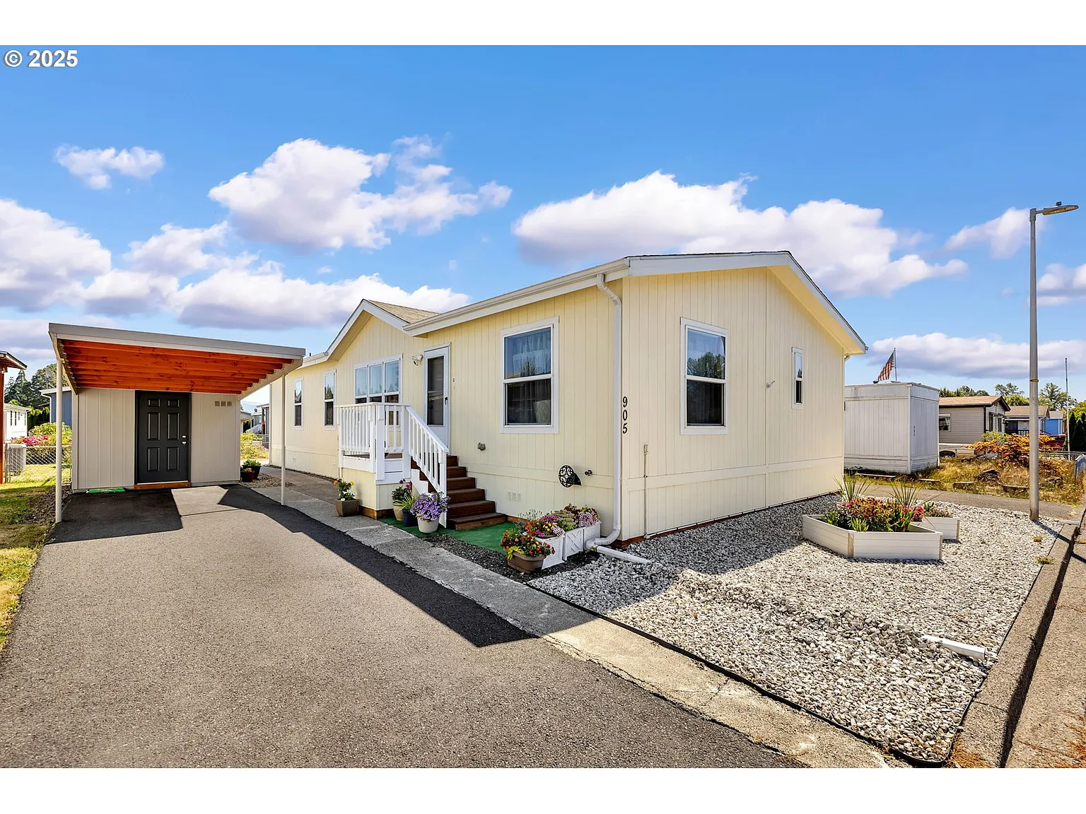 300 SW 7th Ave Unit 905 photo 1