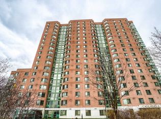41 Markbrook Ln #411, Toronto, ON M9V 5E6