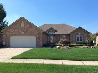 48067 Sandy Ridge Dr, Macomb, MI 48044