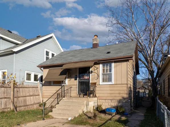 5004 North 39th STREET, Milwaukee, WI 53209