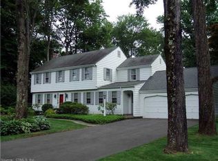 19 Timrod Rd, West Hartford, CT 06107