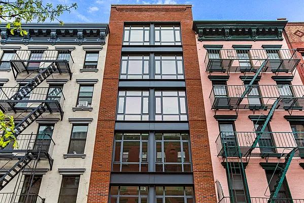 Rented by Nolita Group | media 24