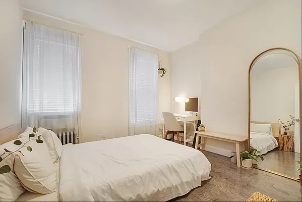 Rented by Compass | media 11