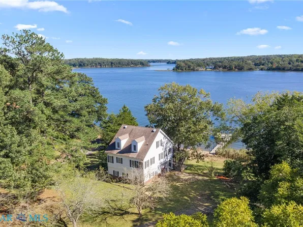 1468 Cedar Ct, Heathsville, VA 22473