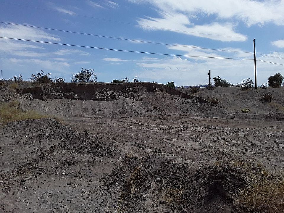 2nd image of 4712 Sierra Vista Dr