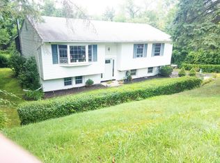 4 Pine Hill Rd, Monroe, NY 10950