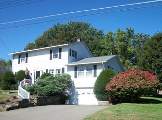 32 Sunset Dr, Norwich, NY 13815