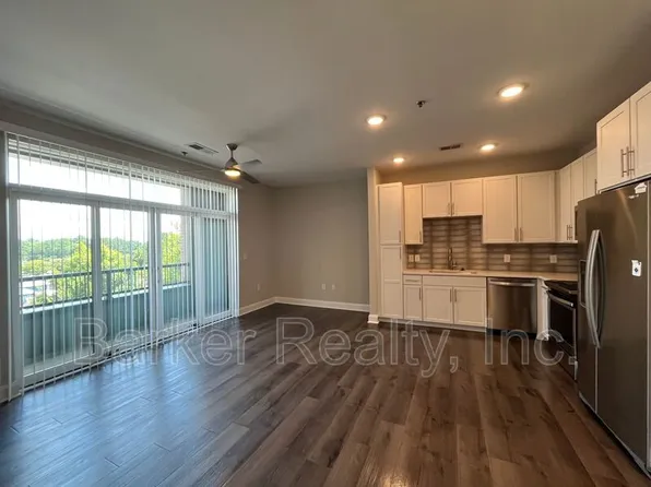 414 S White St, Wake Forest, NC