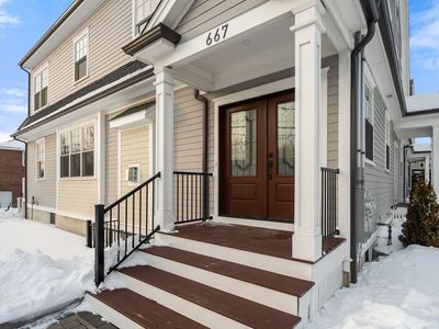667 Boylston St #667, Newton Center, MA, 02459
