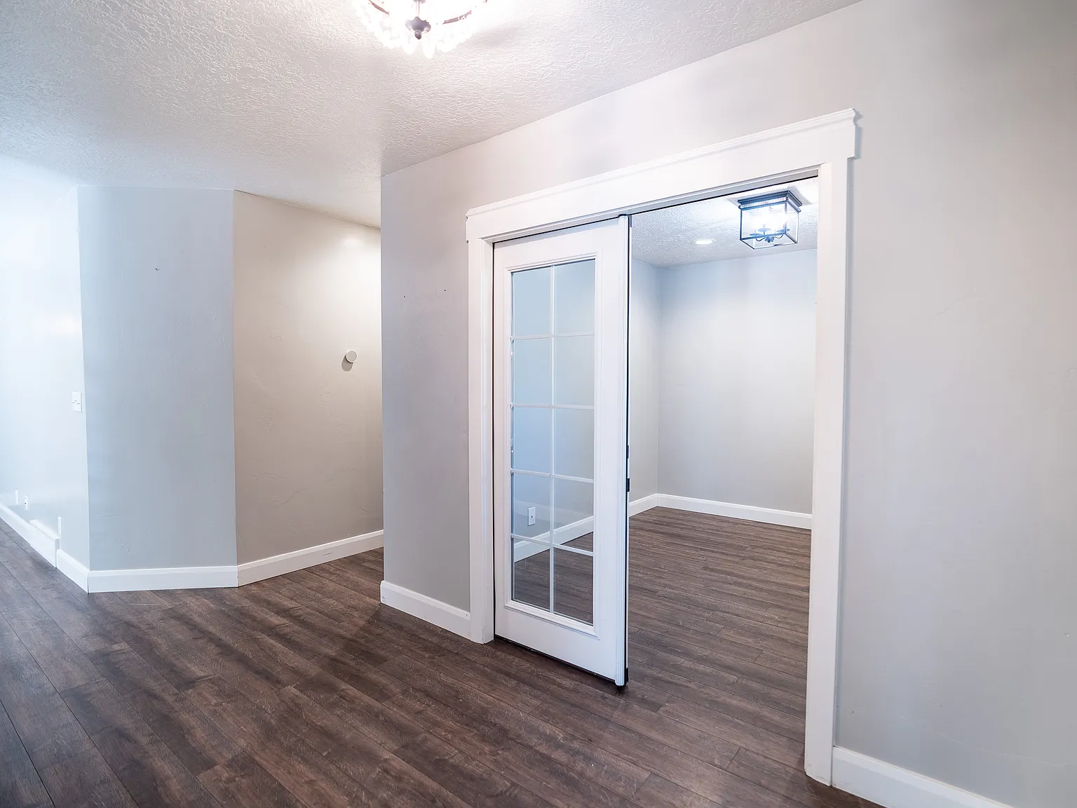 5 bed, 3016 sqft, $2,995 — Photo 3