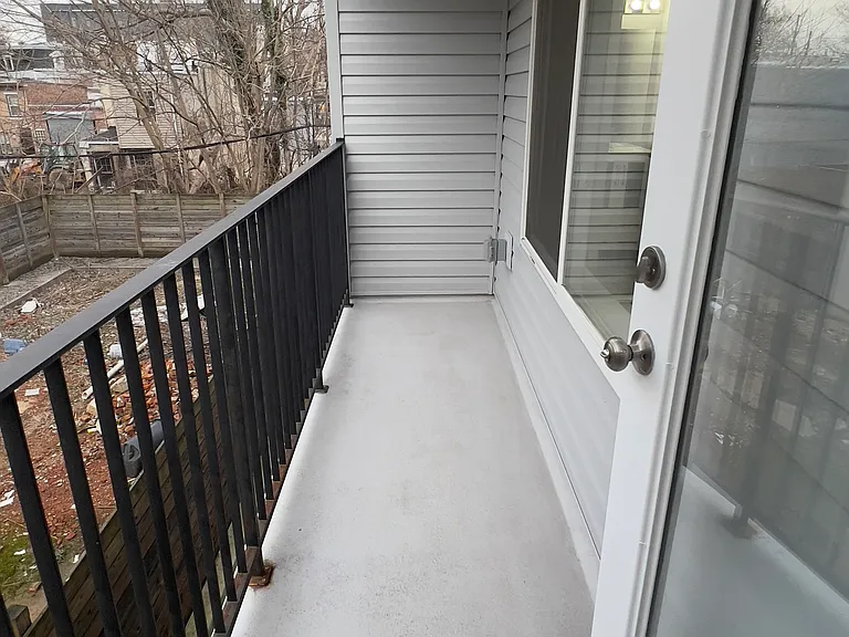 649-1 N 35th St #201 — Photo 20