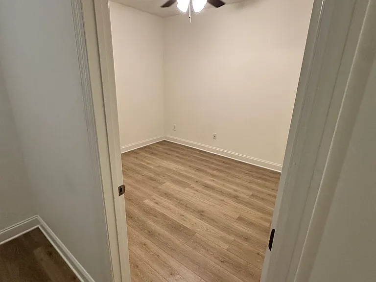 436 Portsdale Dr — Photo 8