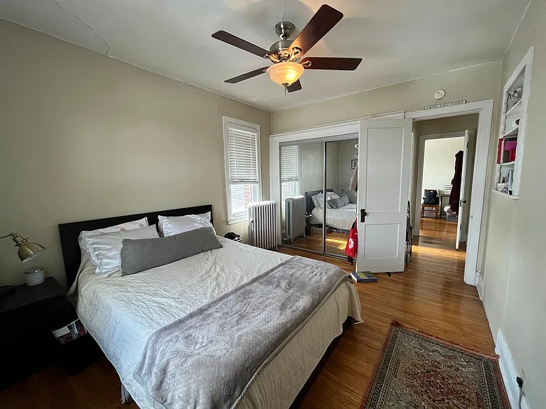 2517 Bryant Ave S #304 — Photo 9
