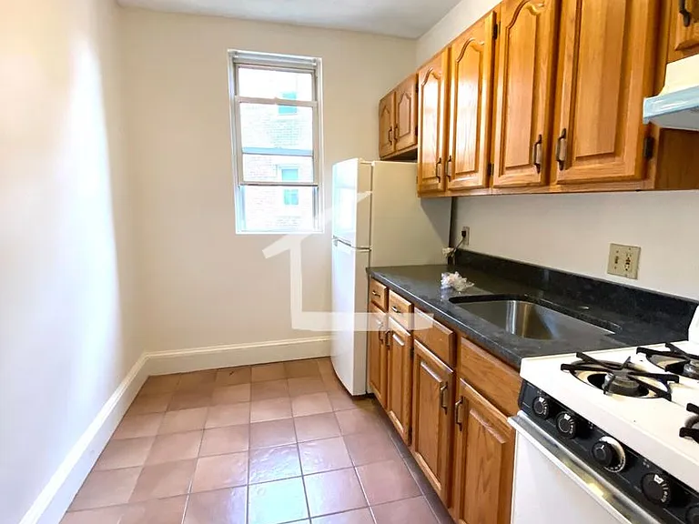 11 Scottfield Rd #4 — Photo 1