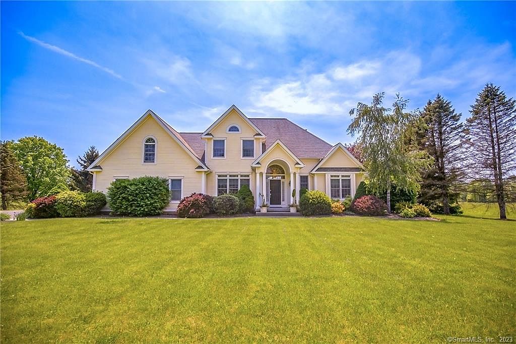 29 Halladay Ave W, Suffield, CT 06078 Zillow