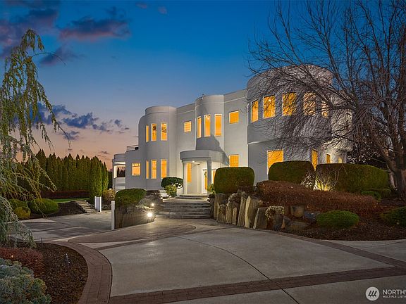 2nd image of 1146 Country Ridge Drive