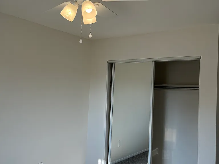 2328 E 5th St — Photo 12