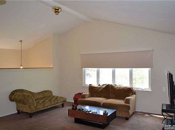 2nd image of 131 Norwalk Ave