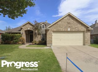 337 Fort Edward Dr, Arlington, TX 76002