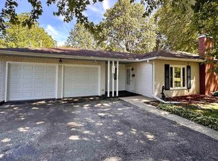 1723 N Academy St, Galesburg, IL 61401