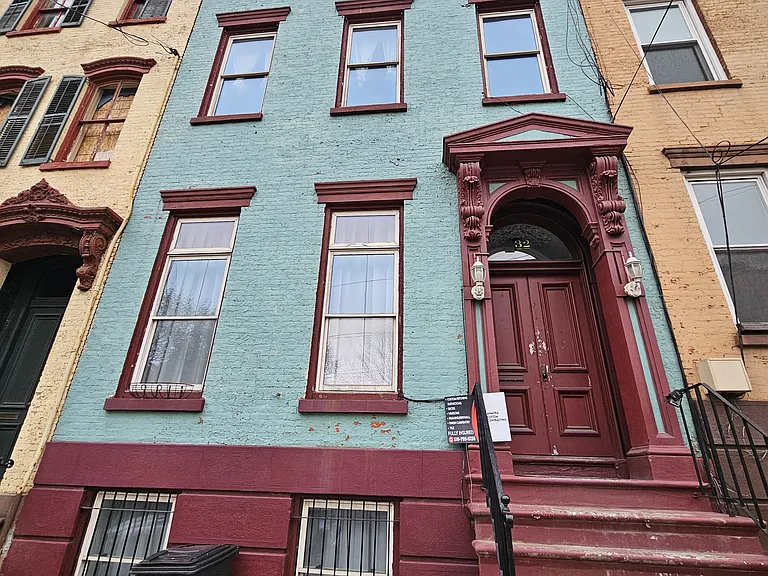 32 1st St #2 — Photo 35