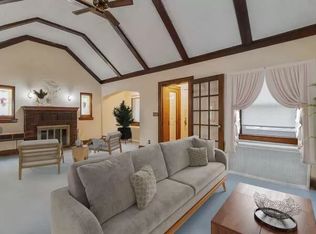 23411 Seward Ave, Queens Village, NY 11427