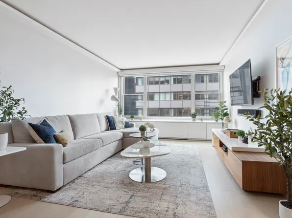 117 East 57th Street image 1 of 6