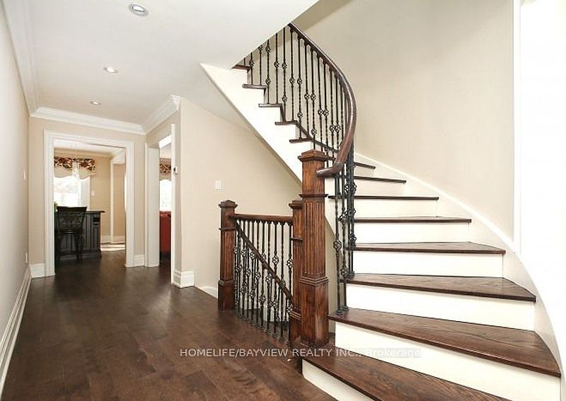 Toronto House for rent - 4 Bedrooms — photo 12