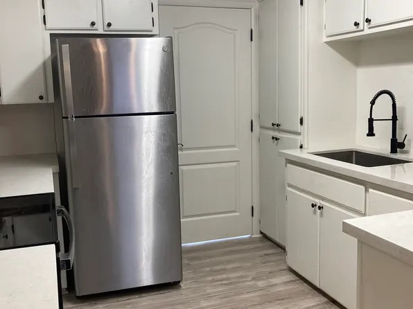 159 N Bridge Ave #E, Weslaco, TX 78596