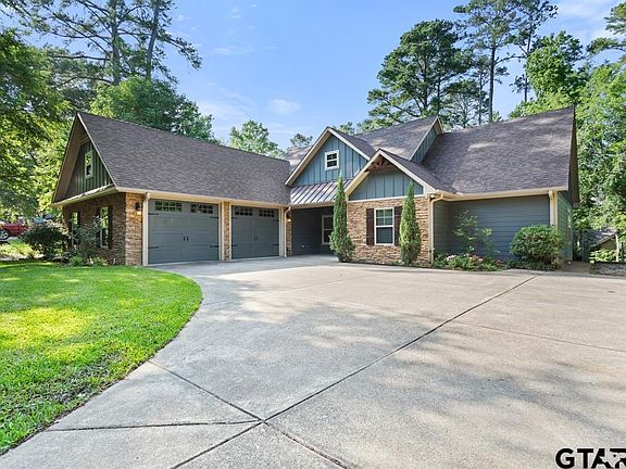 3rd image of 1524 Tanglewood Dr E
