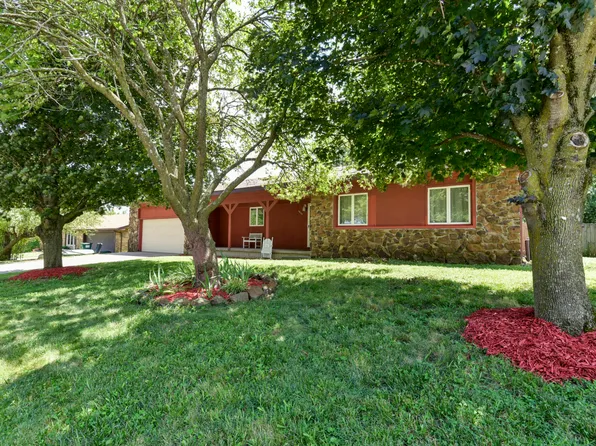1924 E Wheatridge Drive, Springfield, MO 65803