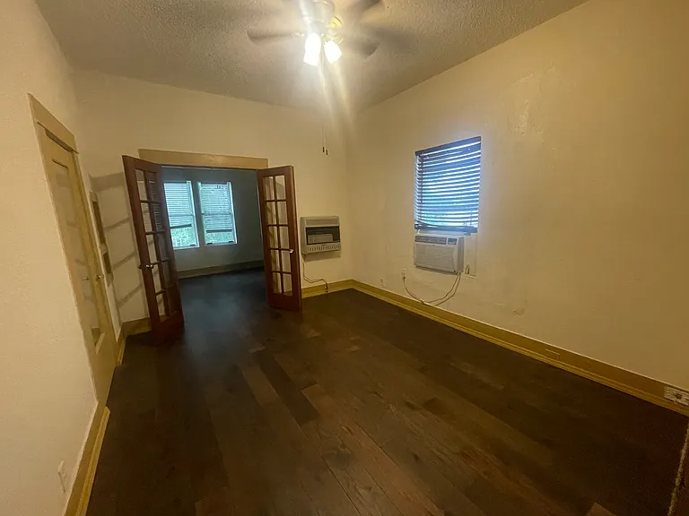 131 E Highland Blvd #3 — Photo 8