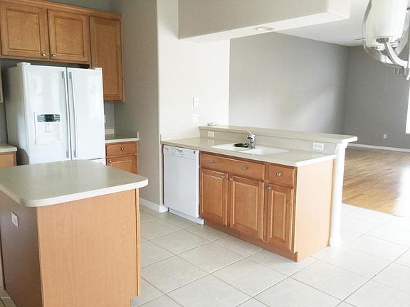 4th image of 2814 Dover Glen Cir