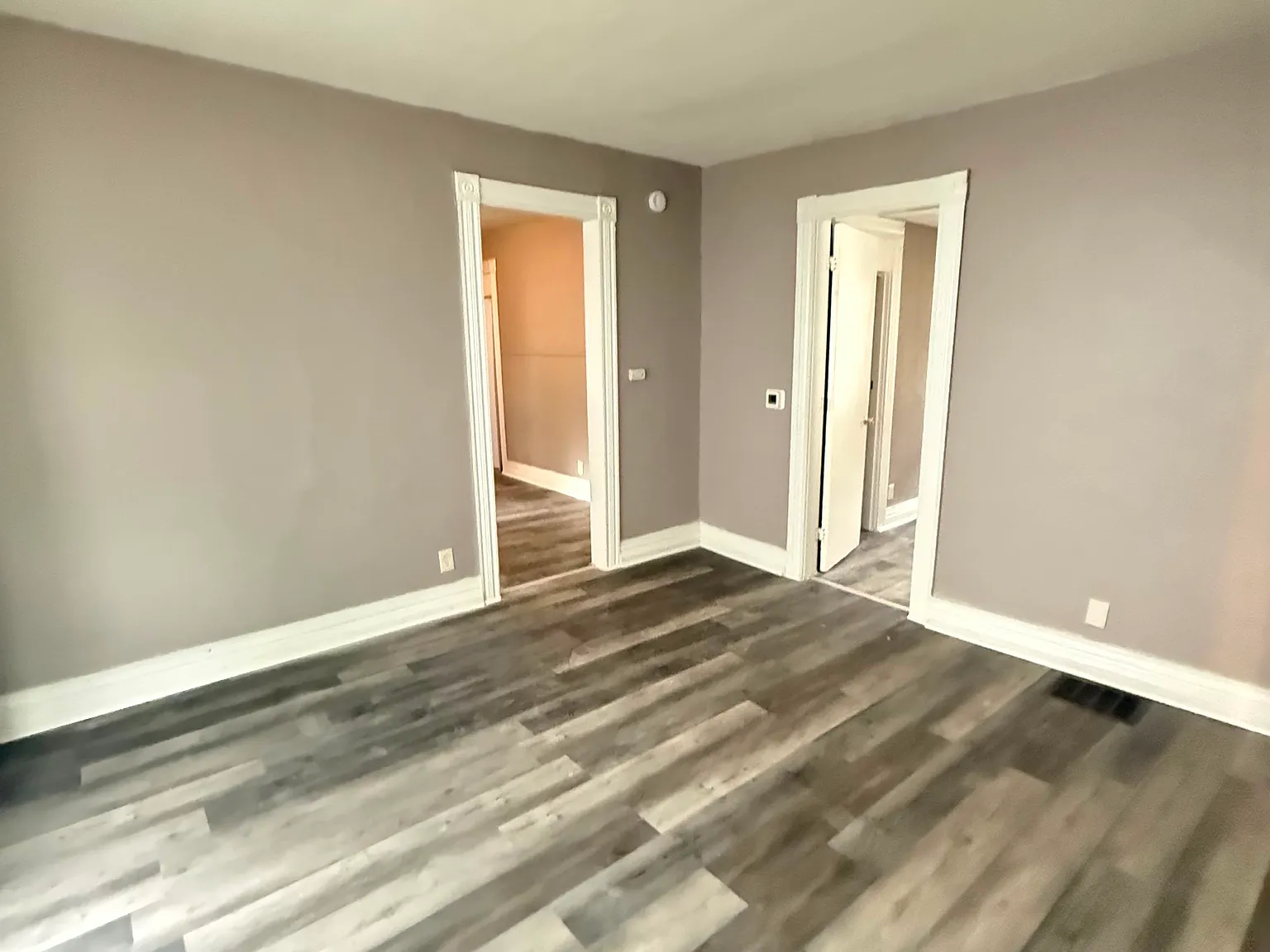 5 bed, 1206 sqft, $1,950 — Photo 3