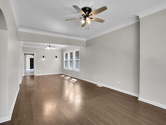 4th image of 5729 S Campbell Ave