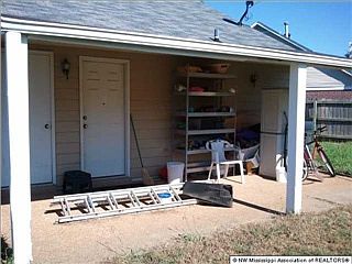 3rd image of 2904 Heatherglen Cv W