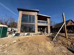 416-444 McMahan Rd, Pigeon Forge, TN 37863